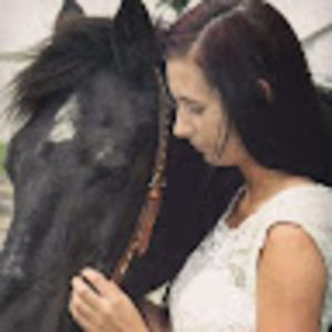 Meet your Posher, Kaitlin